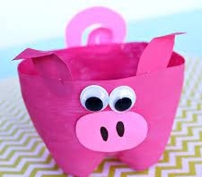 pig craft made with plastic pop bottles