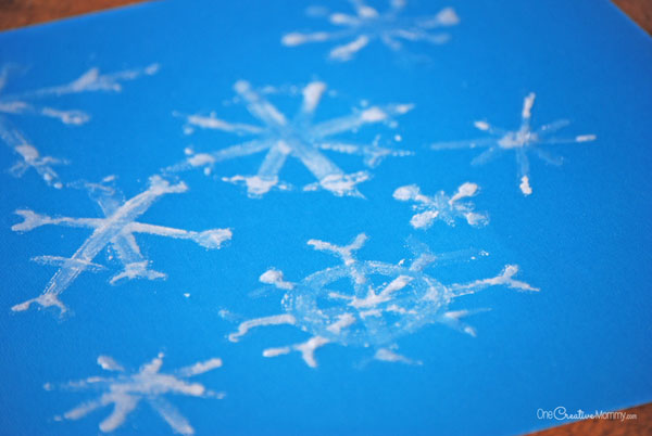 snowflake painting with epsom salts