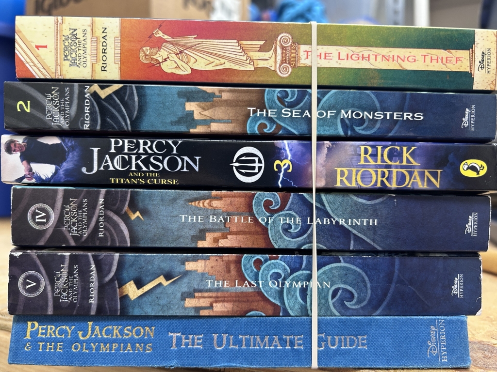 Percy Jackson 1-5 and Guide Percy Jackson & the Olympians Bks 1-5 and Ultimate Guide